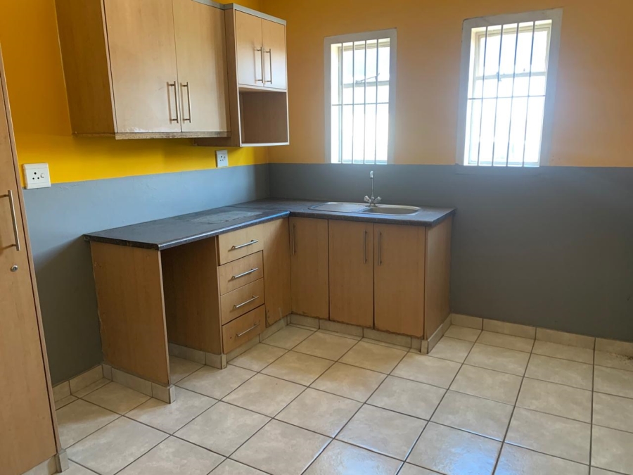 To Let commercial Property for Rent in Hamilton Free State